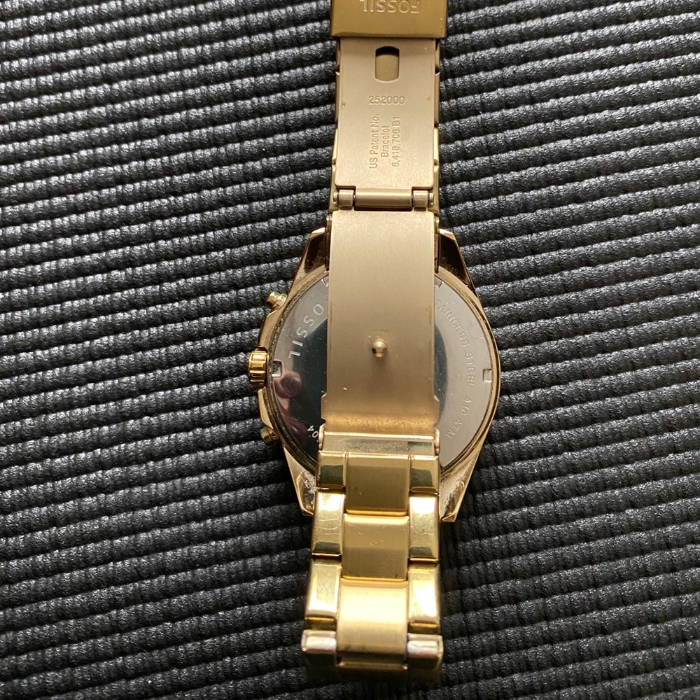 Watch - Picture 3 of 5